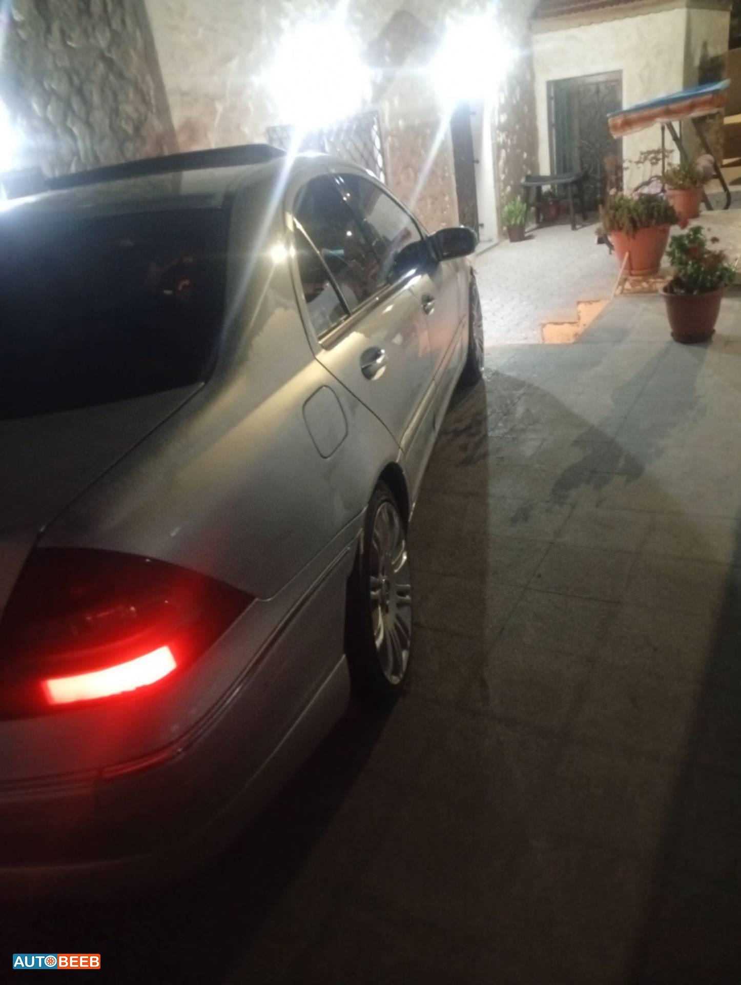 مرسيدس بنز C200 2001
