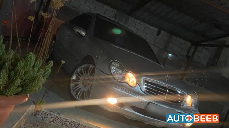 مرسيدس بنز C200 2001