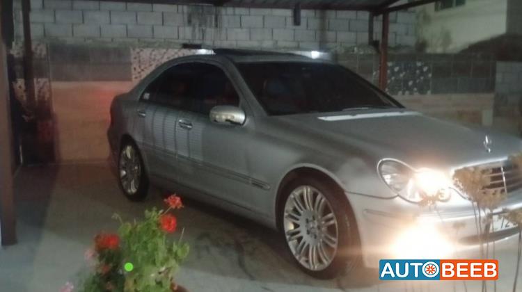 مرسيدس بنز C200 2001