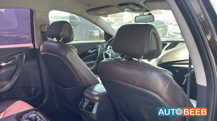 Hyundai Azera 2011