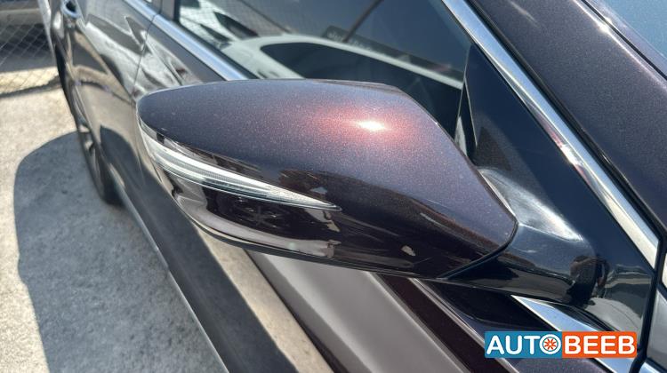Hyundai Azera 2011