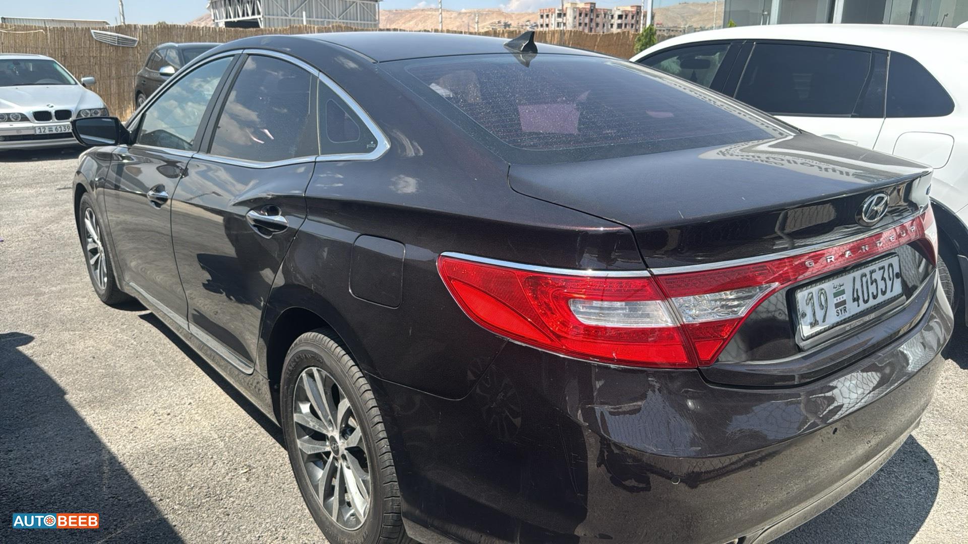 Hyundai Azera 2011