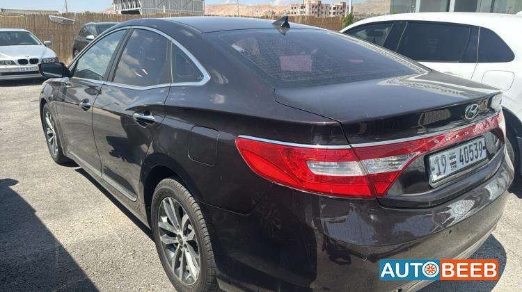 Hyundai Azera 2011
