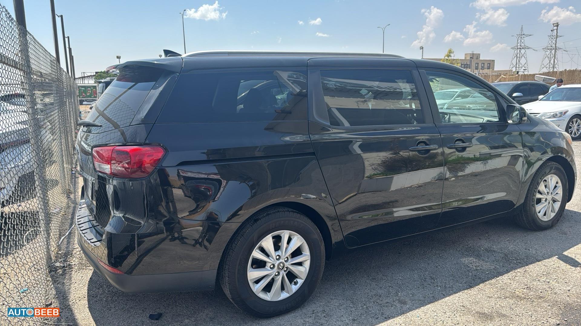 KIA Sedona 2015