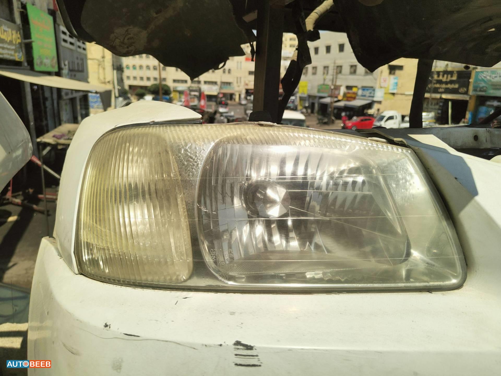 Lights Front light Hyundai Verna