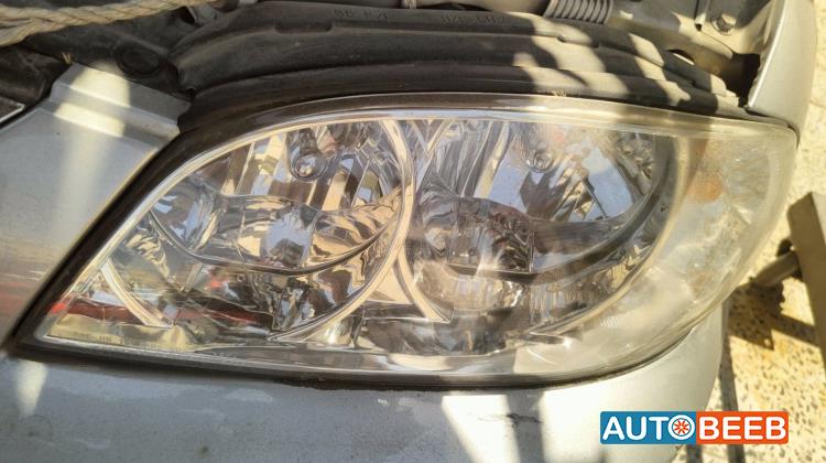 Lights Front light KIA Spectra