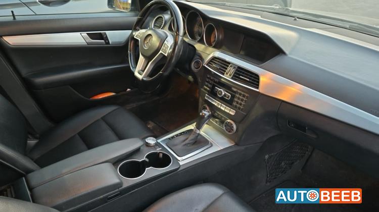 Mercedes Benz C250 2013