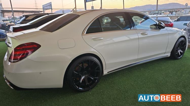 Mercedes Benz S550 2015
