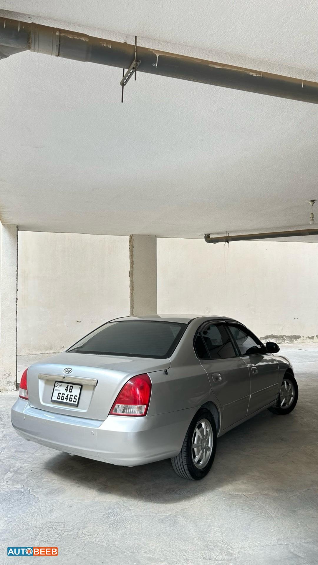 Hyundai Elantra 2003