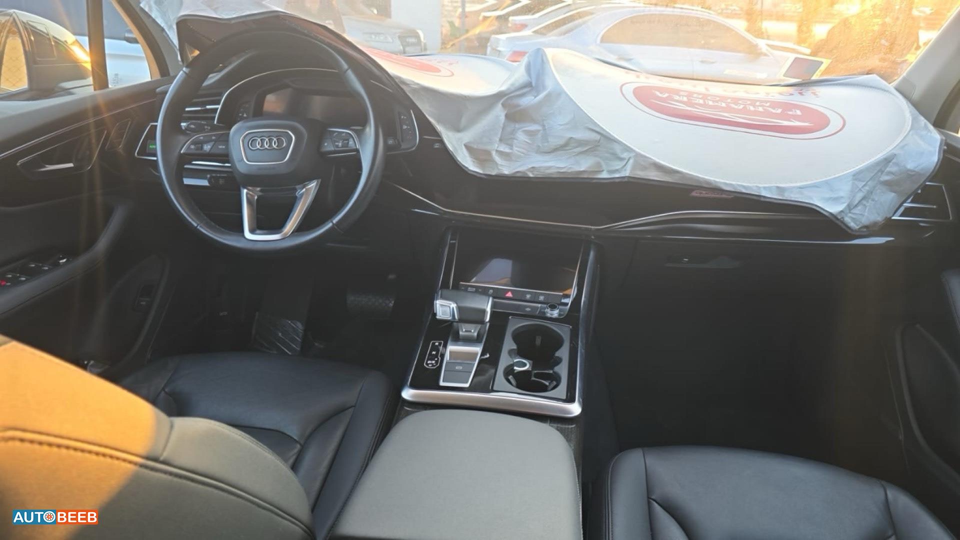 Audi Q7 2024
