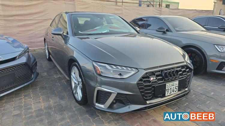 Audi A4 2022