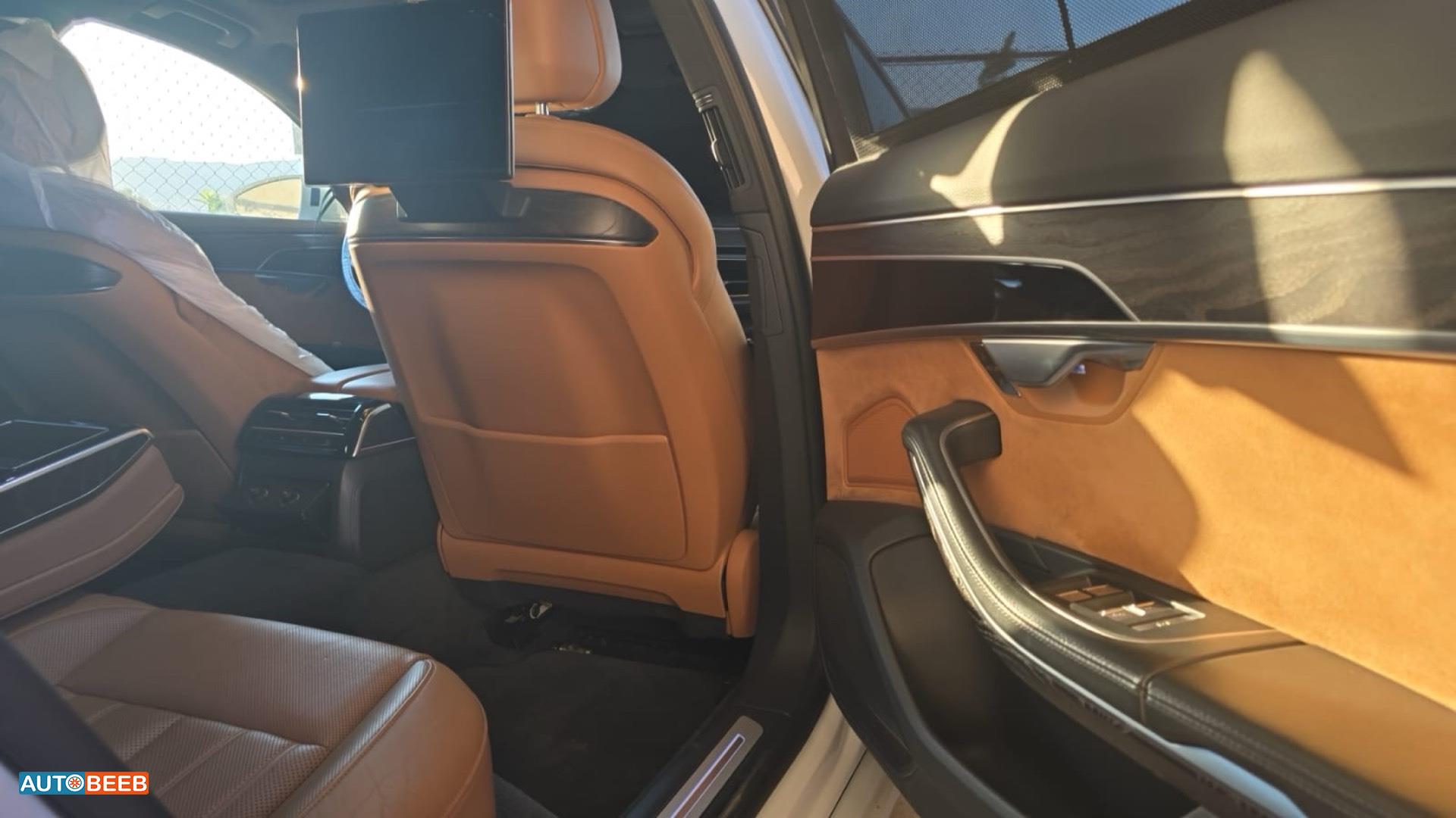 Audi A8 2021