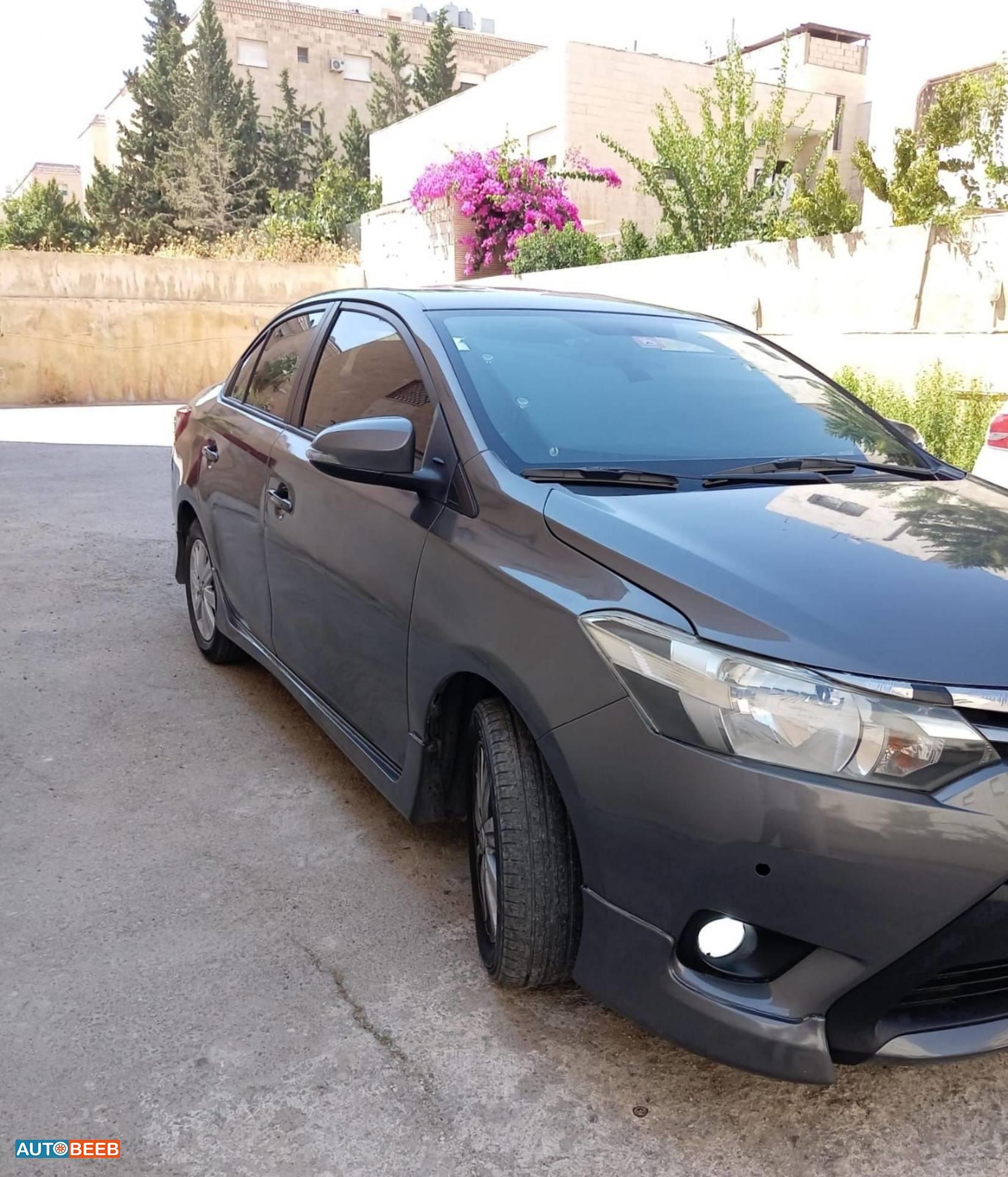 تويوتا ياريس 2015