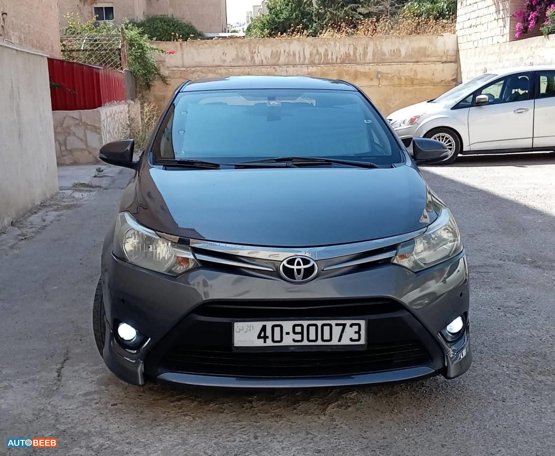 تويوتا ياريس 2015