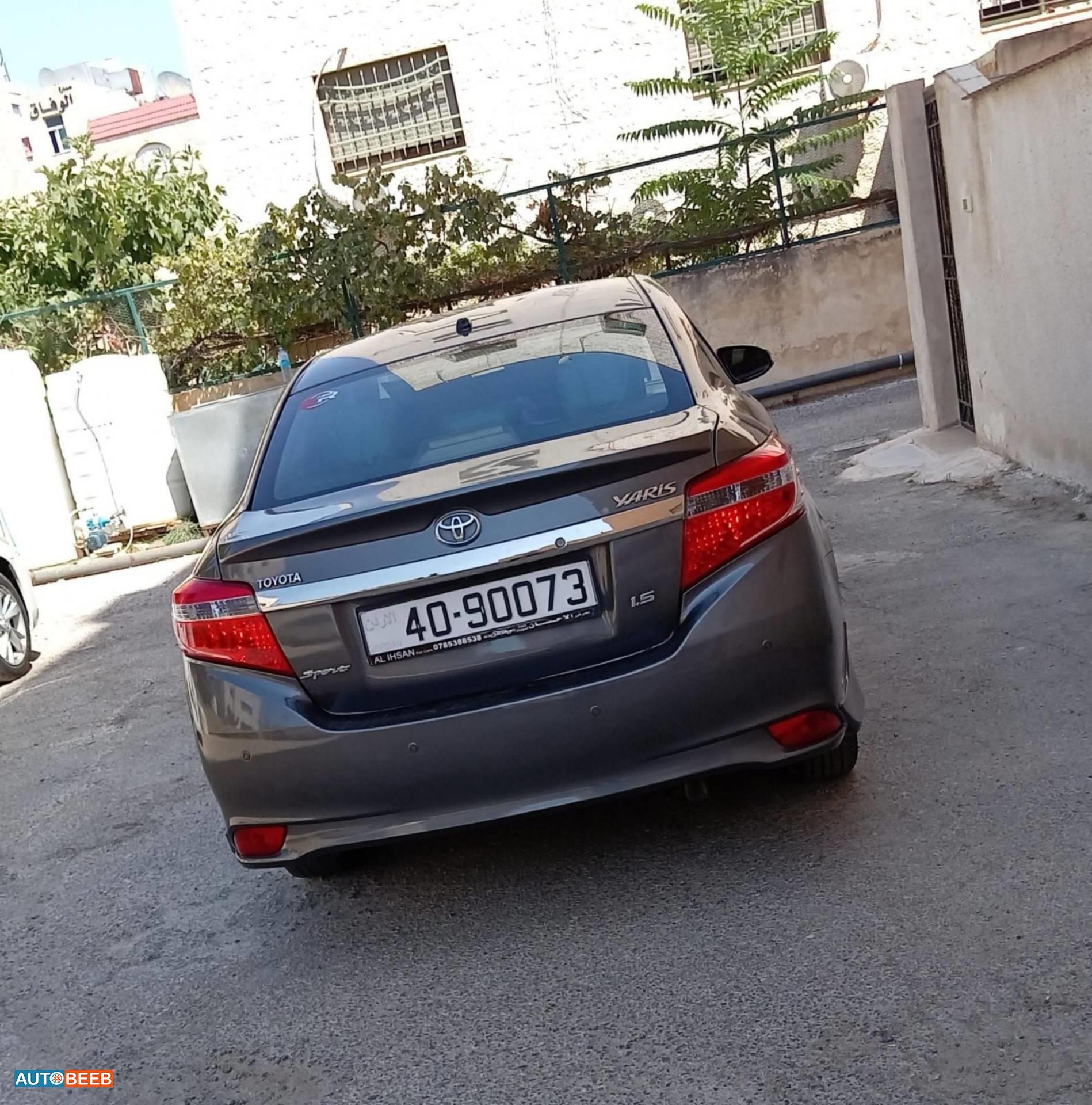 تويوتا ياريس 2015
