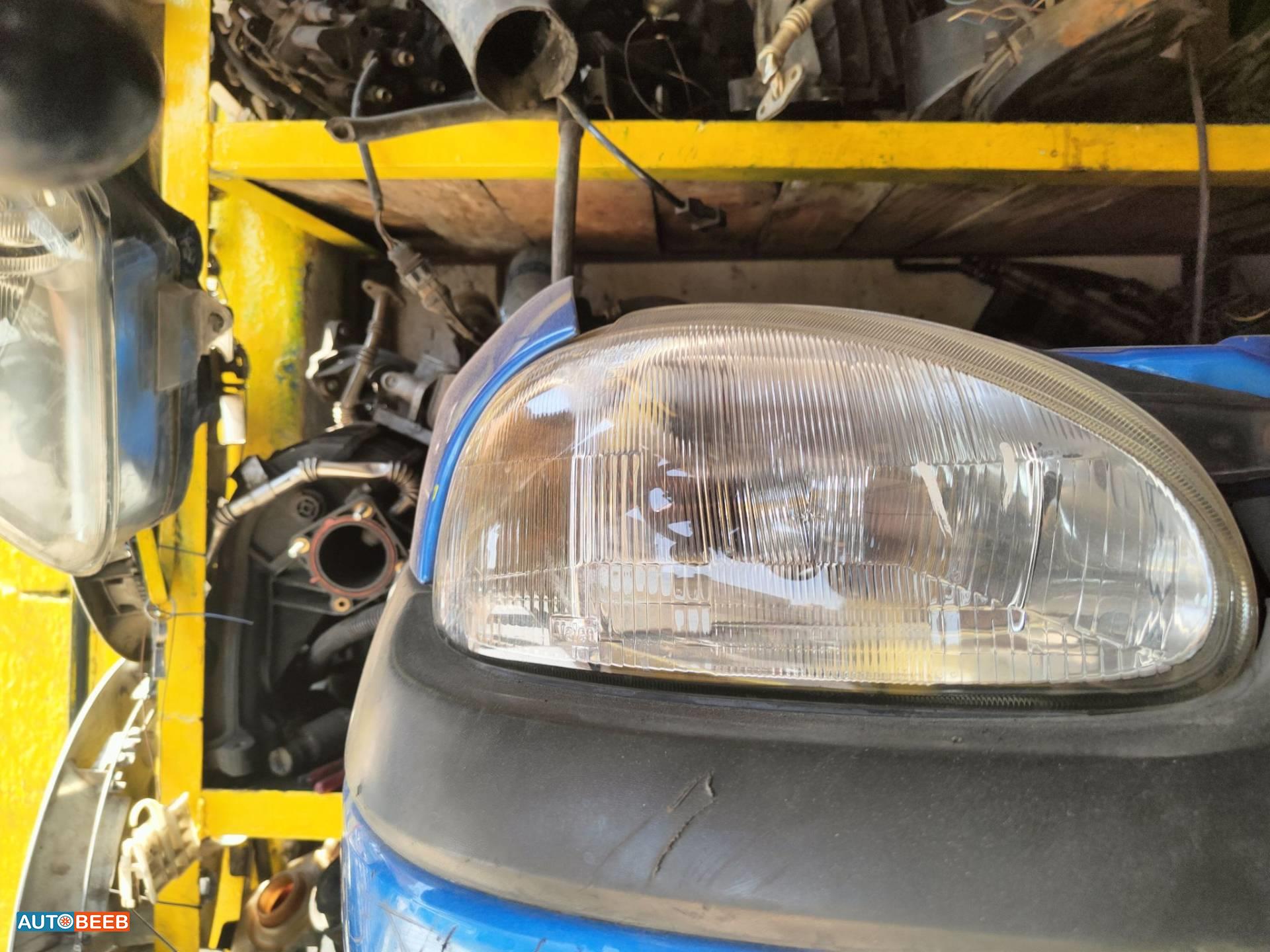 Lights Front light Opel Corsa