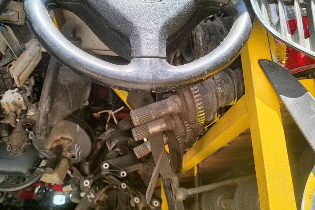 Cabin  Steering Wheel Opel Astra
