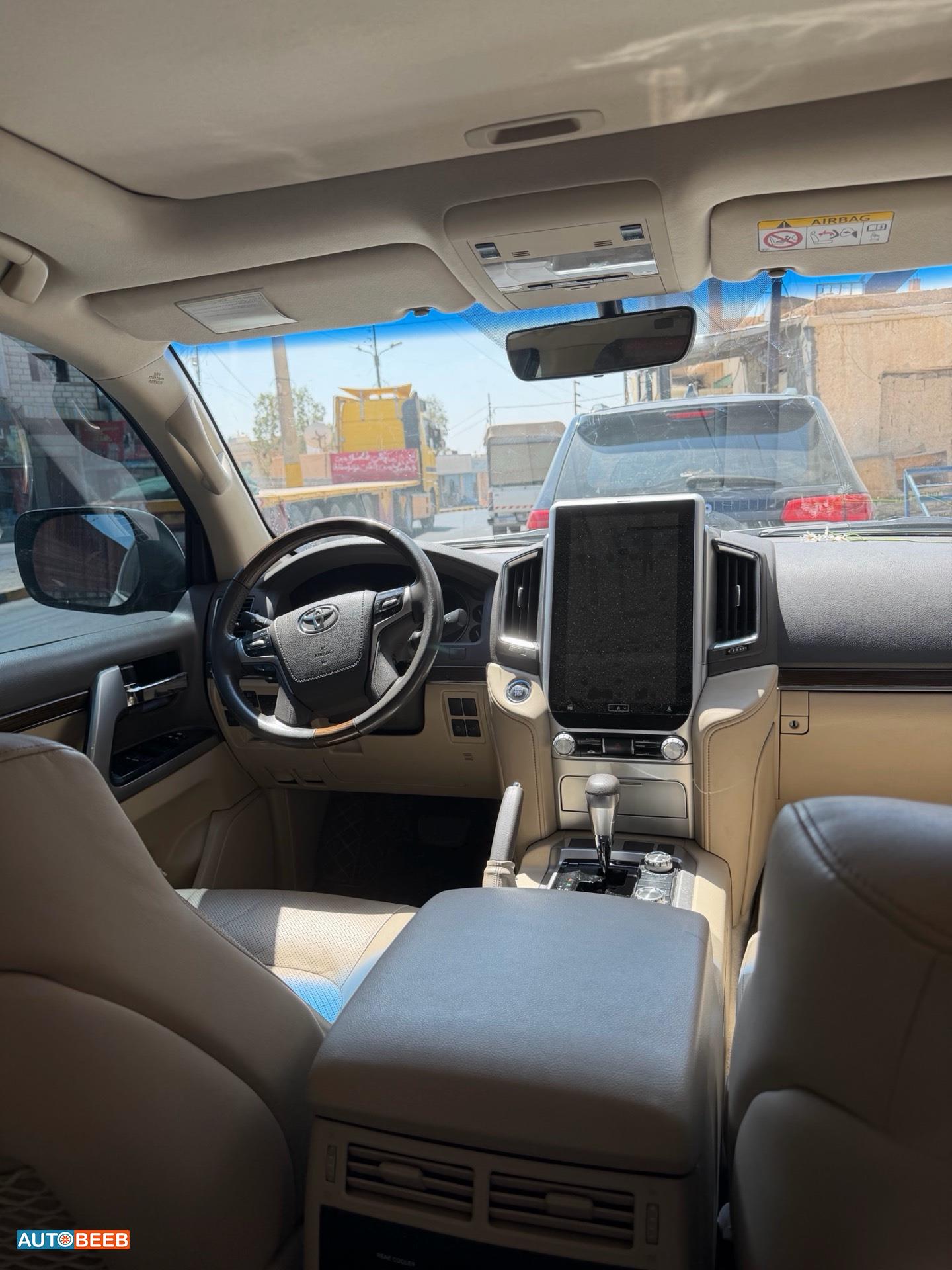 Toyota Land Cruiser 2019