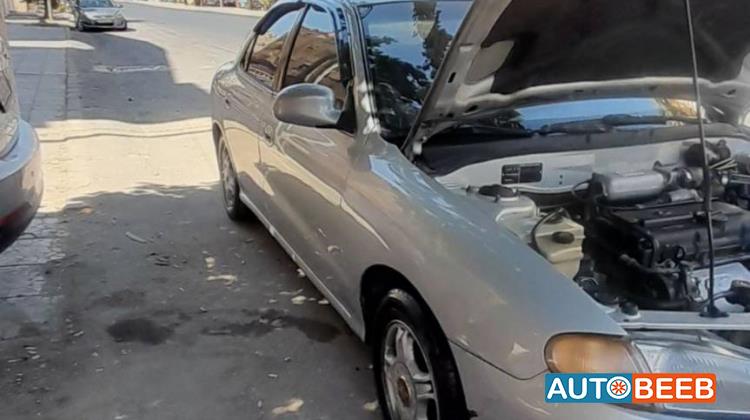 Hyundai Avante 1996