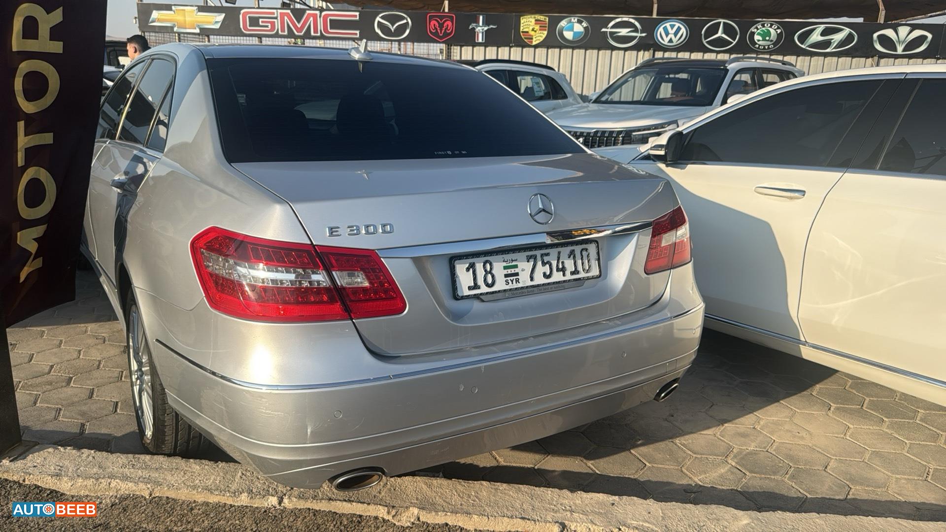 Mercedes Benz E300 2011