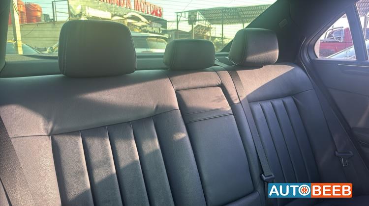 Mercedes Benz E350 2014