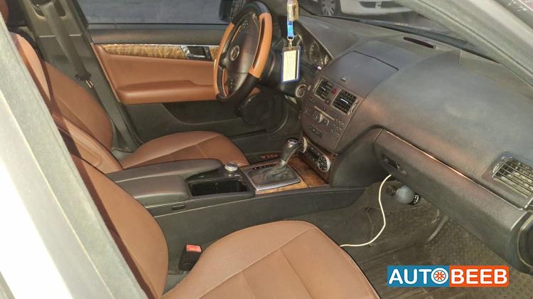 Mercedes Benz C200 2010