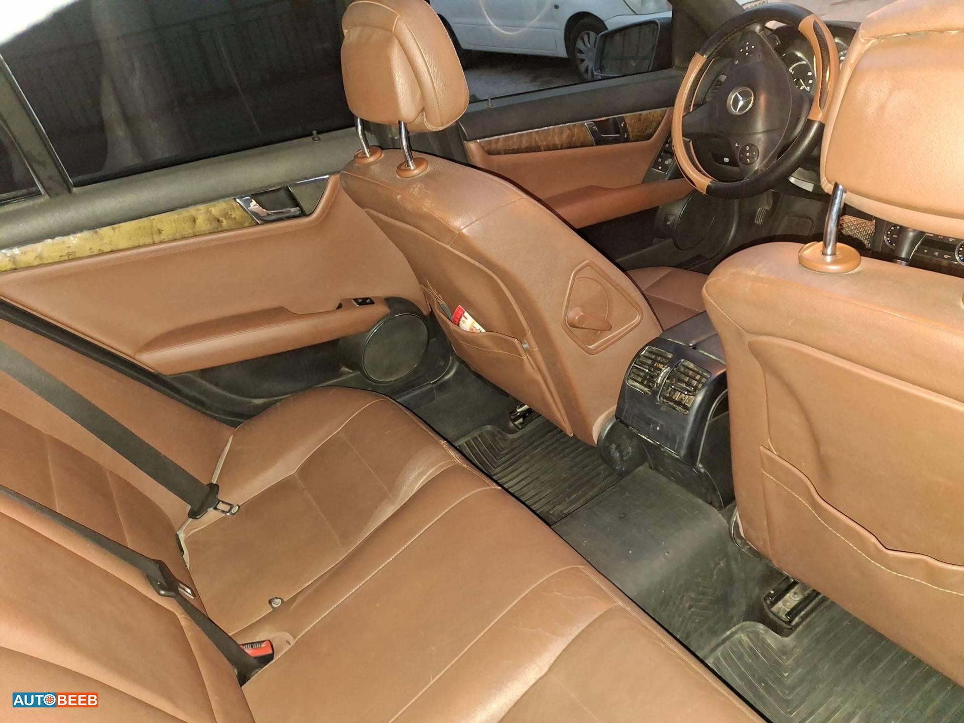 Mercedes Benz C200 2010