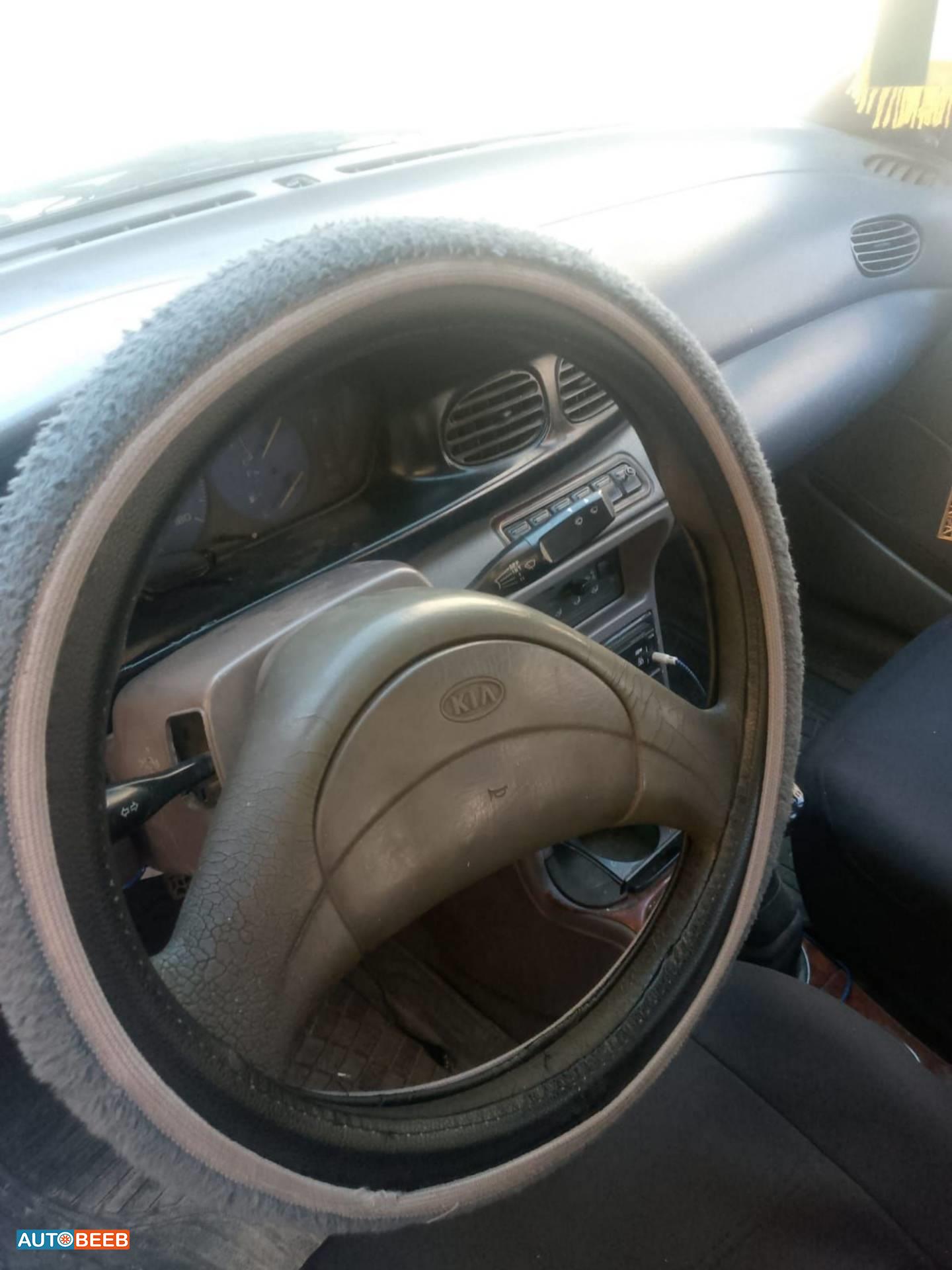KIA Sephia 1995