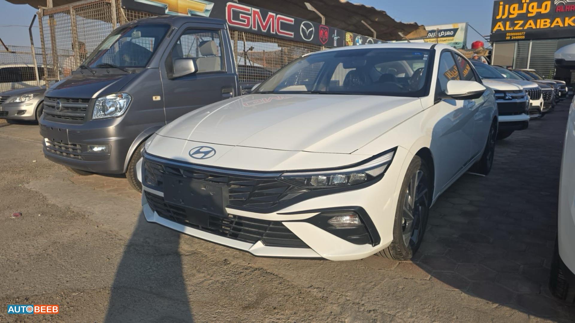 Hyundai Elantra 2025