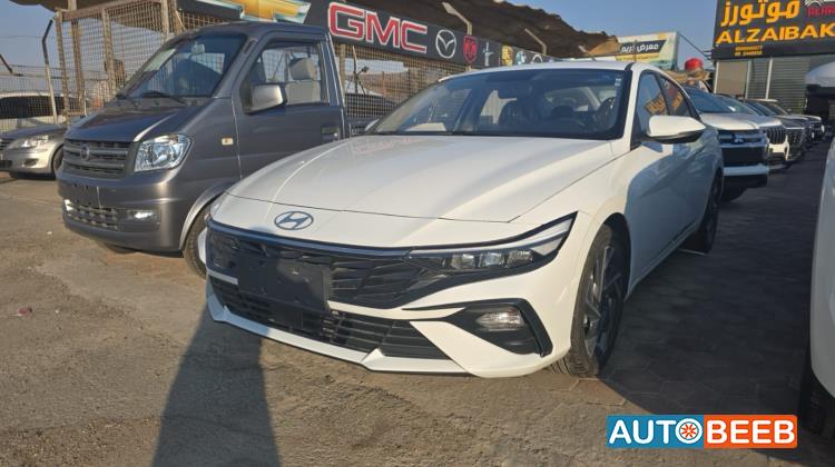 Hyundai Elantra 2025