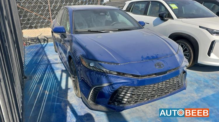 Toyota Camry 2025