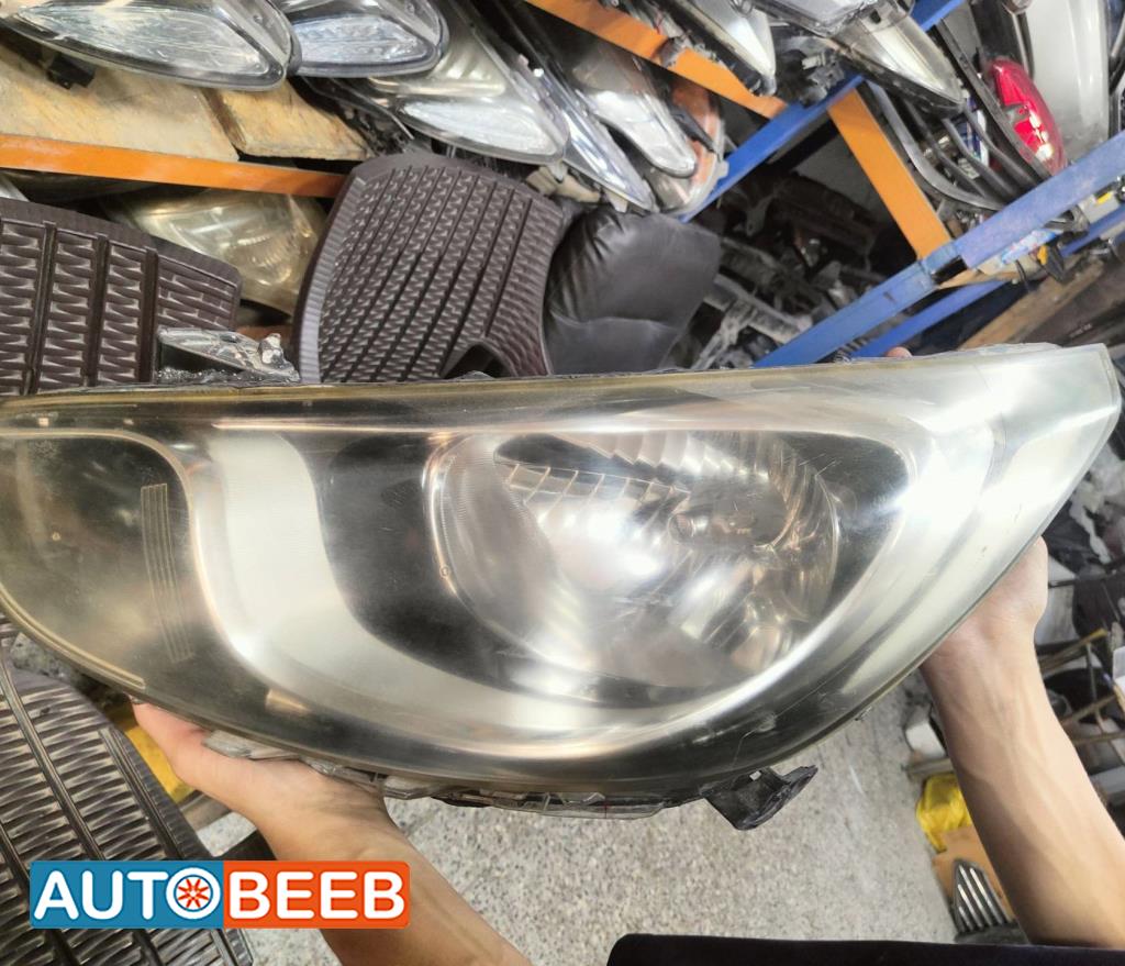 Lights Front light Hyundai Accent