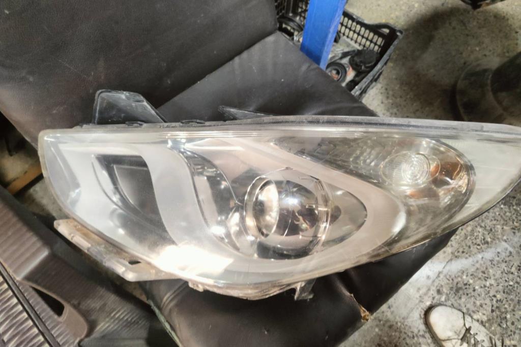Lights Front light Hyundai Sonata