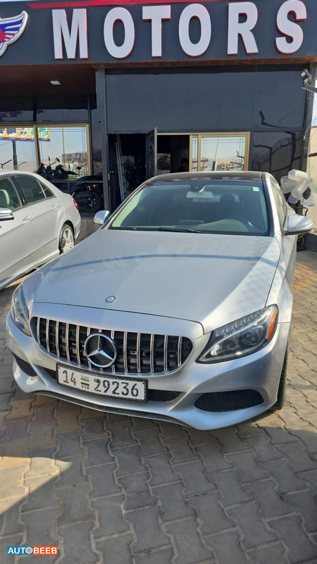 Mercedes Benz C300 2015