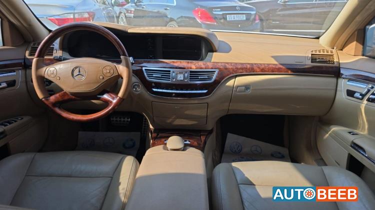 Mercedes Benz S350 2011