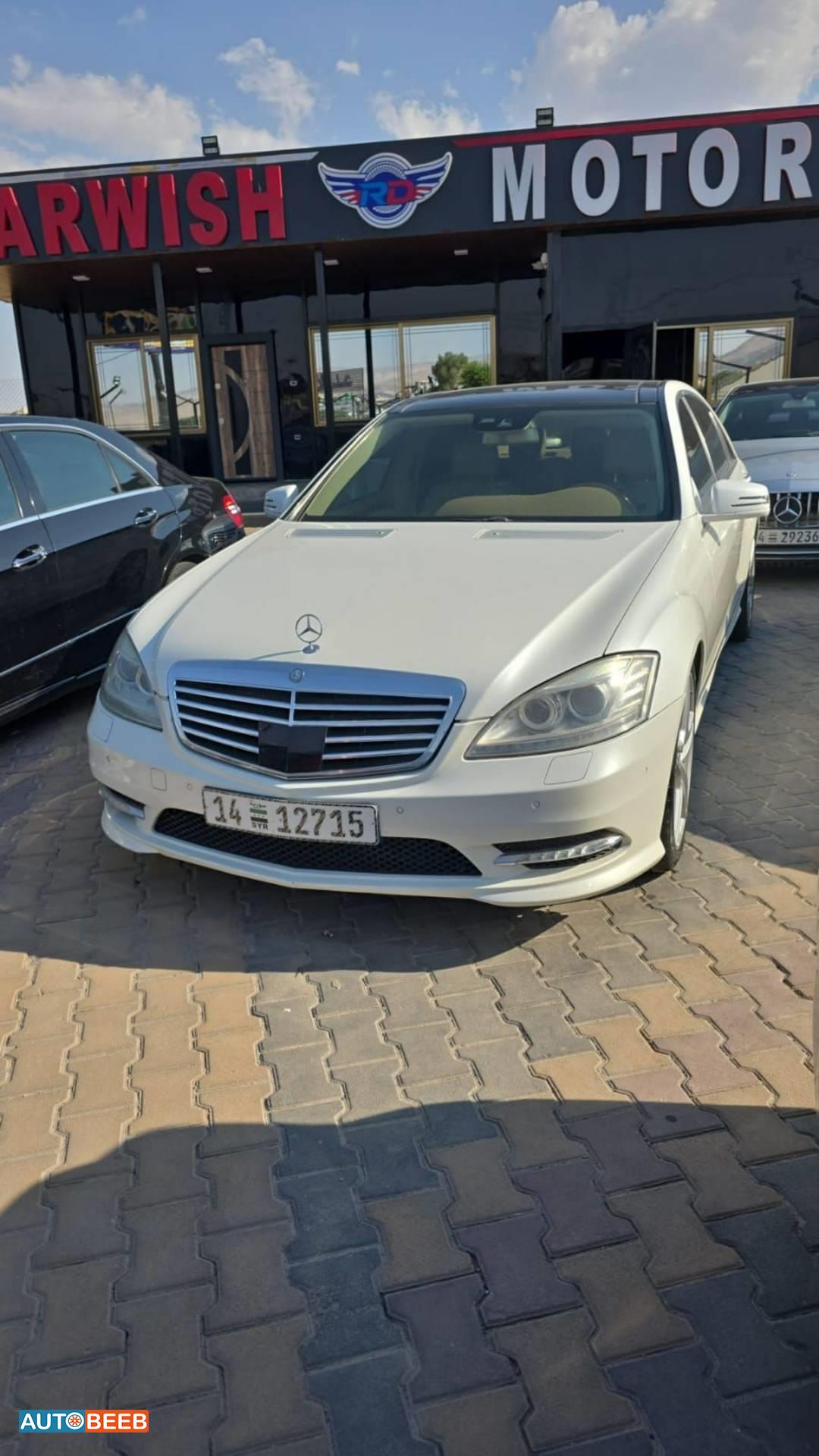 Mercedes Benz S350 2011