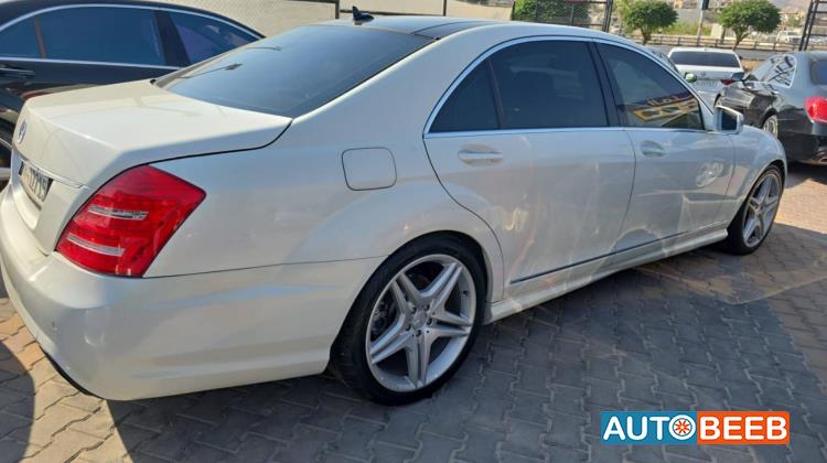 Mercedes Benz S350 2011