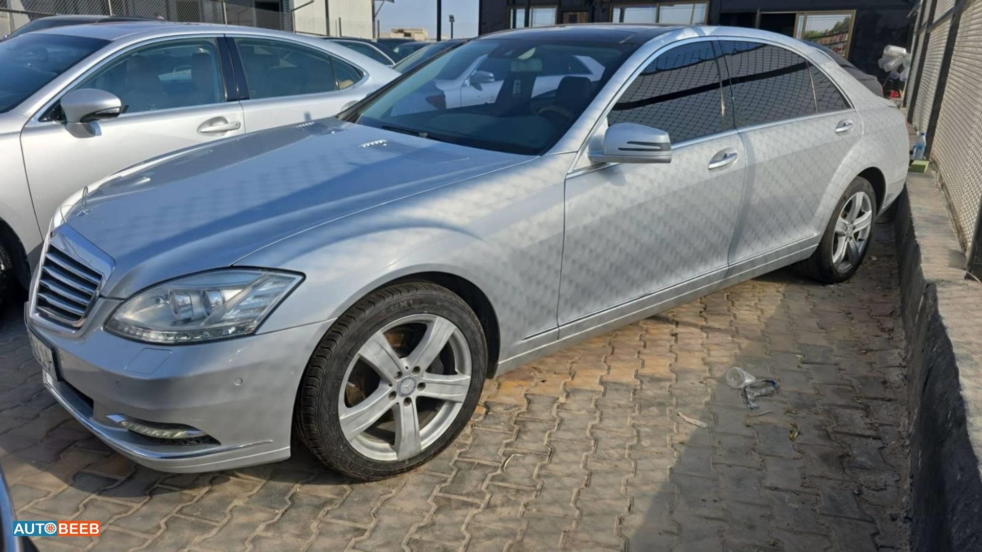 Mercedes Benz S350 2011