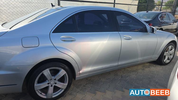Mercedes Benz S350 2011