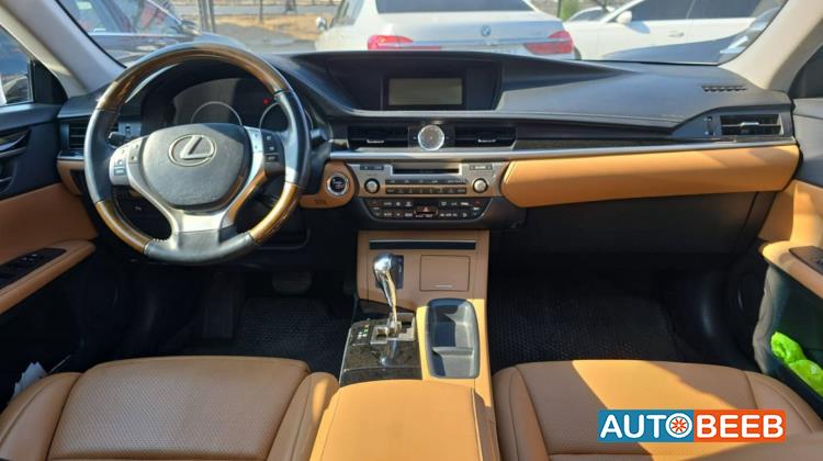 Lexus ES300 2013