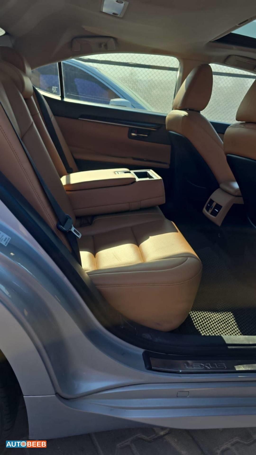 Lexus ES300 2013