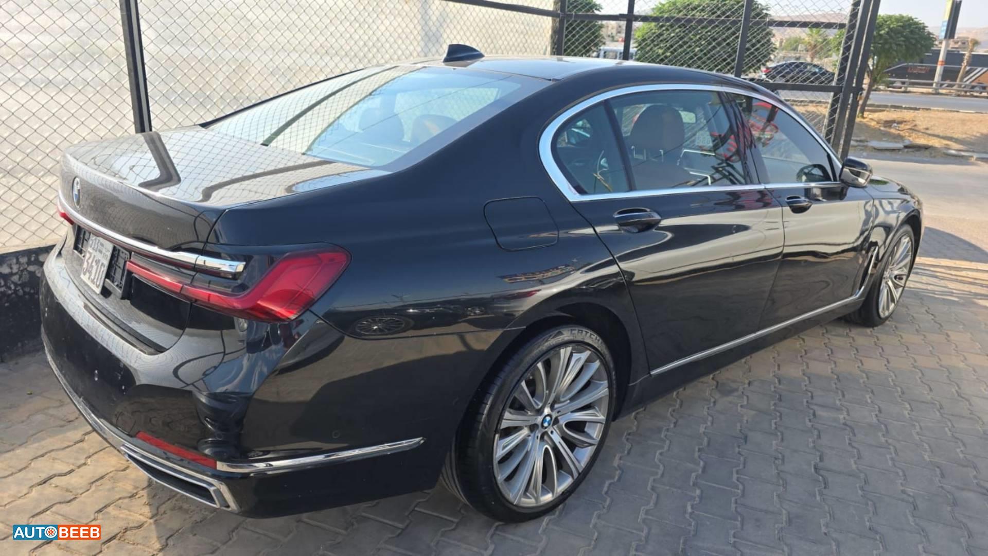 BMW 730 2020