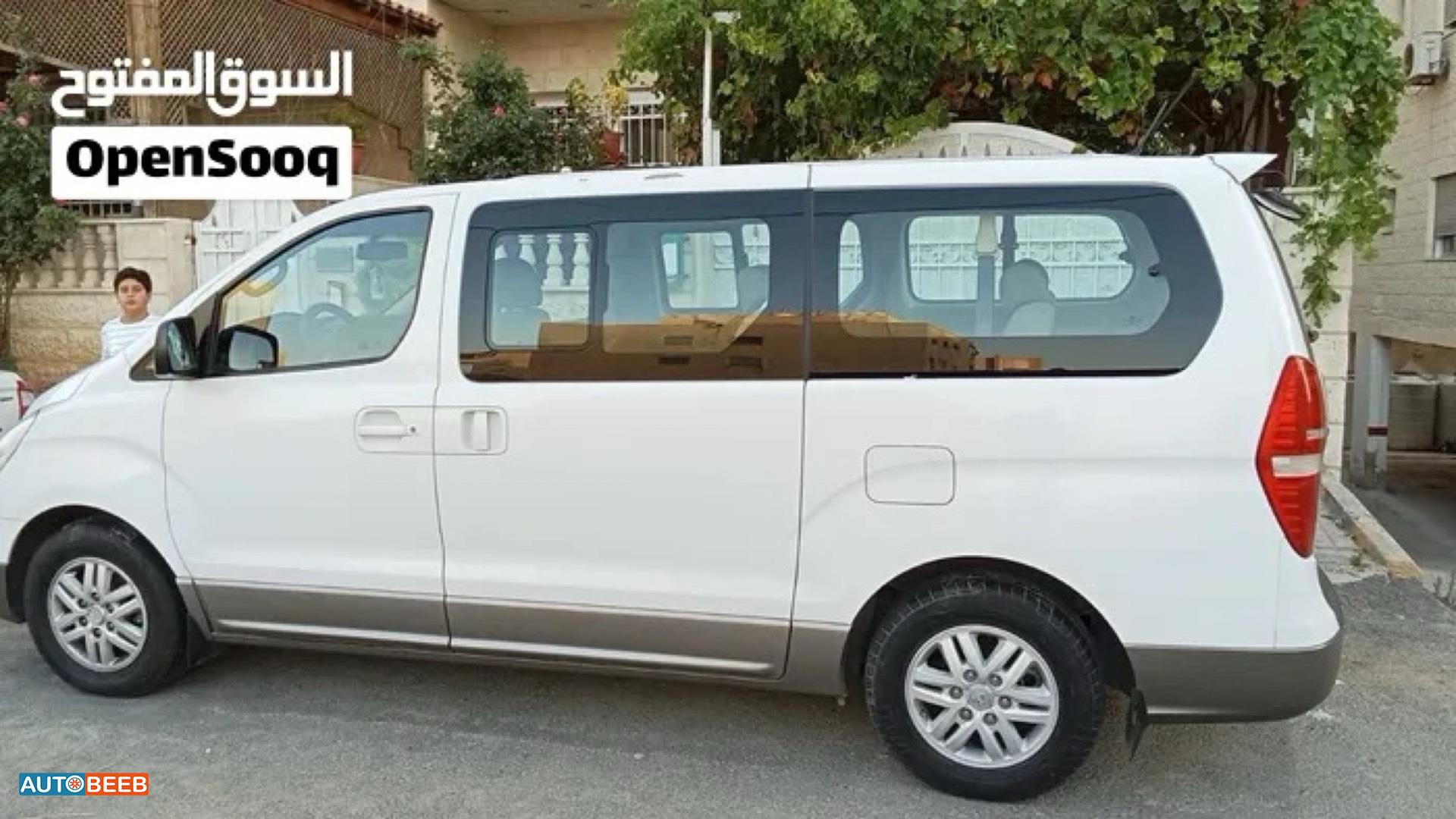 Hyundai H1 2017