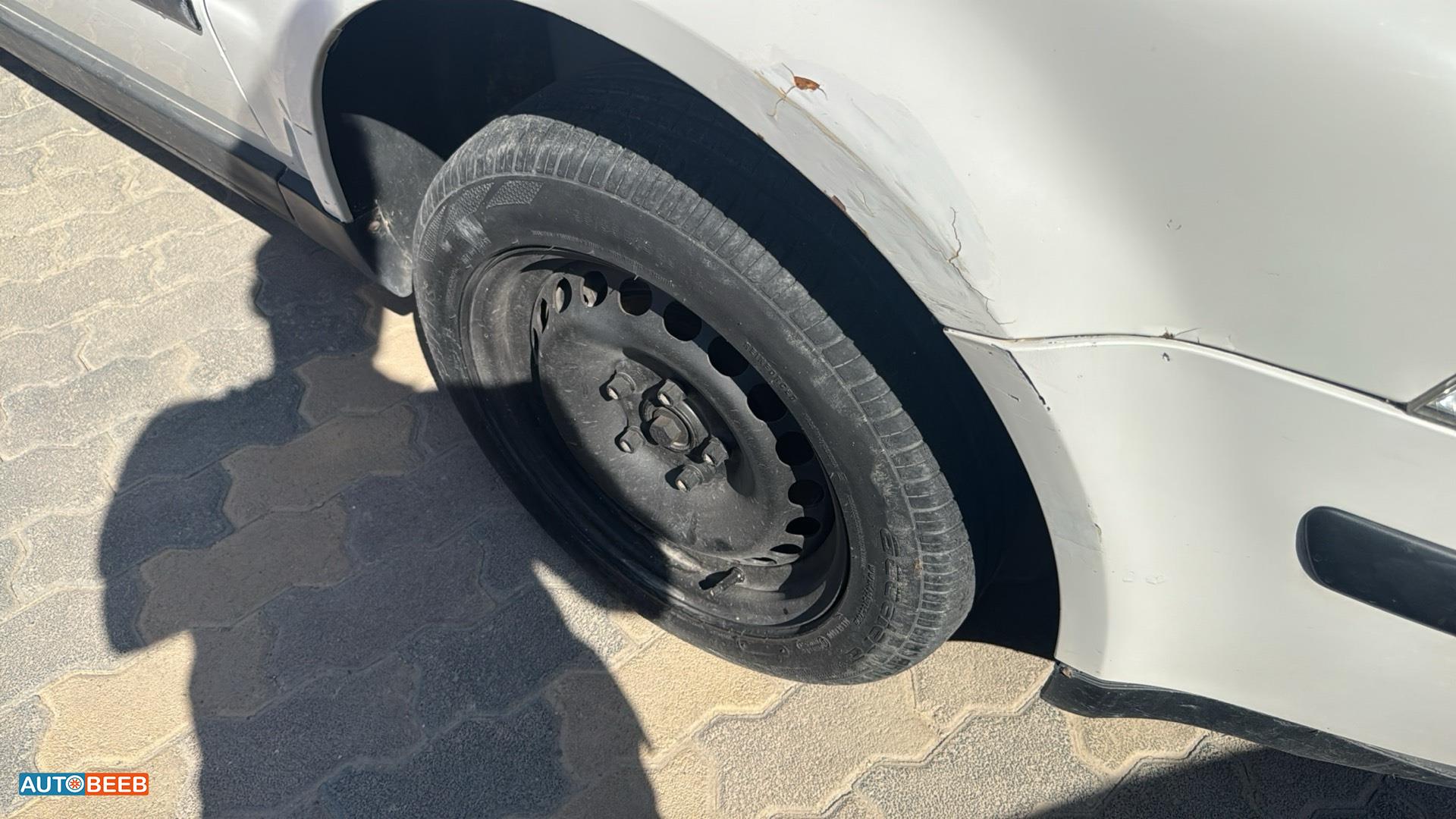 Volkswagen Passat 2003