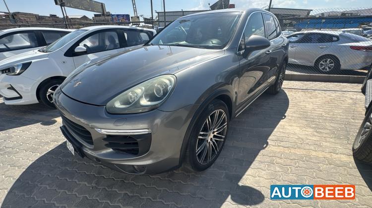 Porsche Cayenne 2016