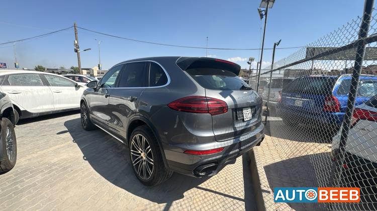 Porsche Cayenne 2016