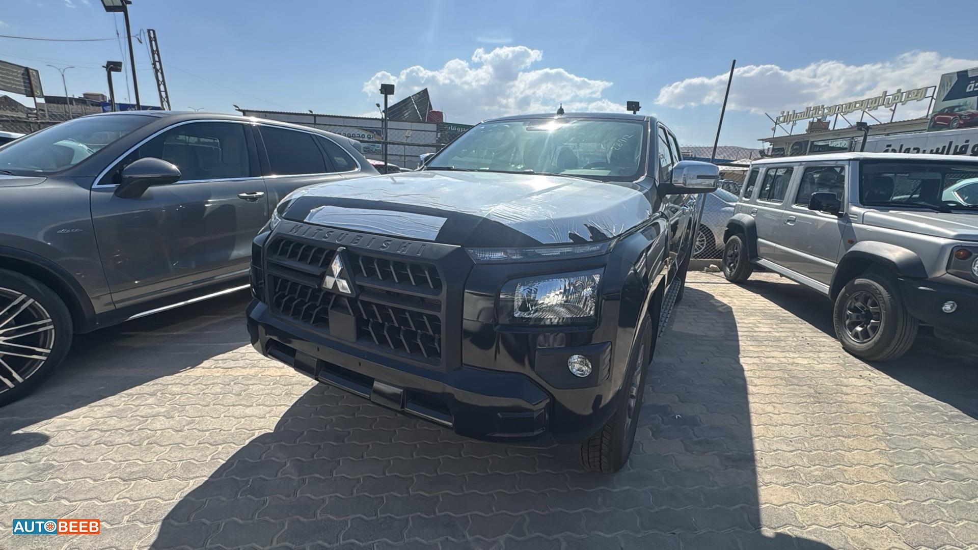 Mitsubishi L200 2025