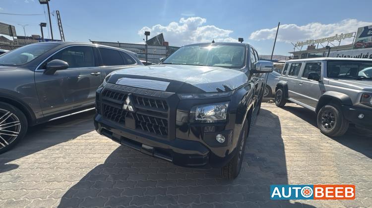 Mitsubishi L200 2025