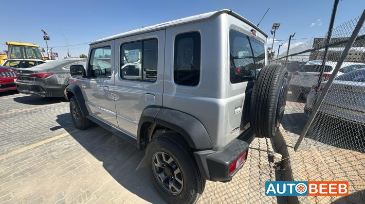 Suzuki Jimny 2024