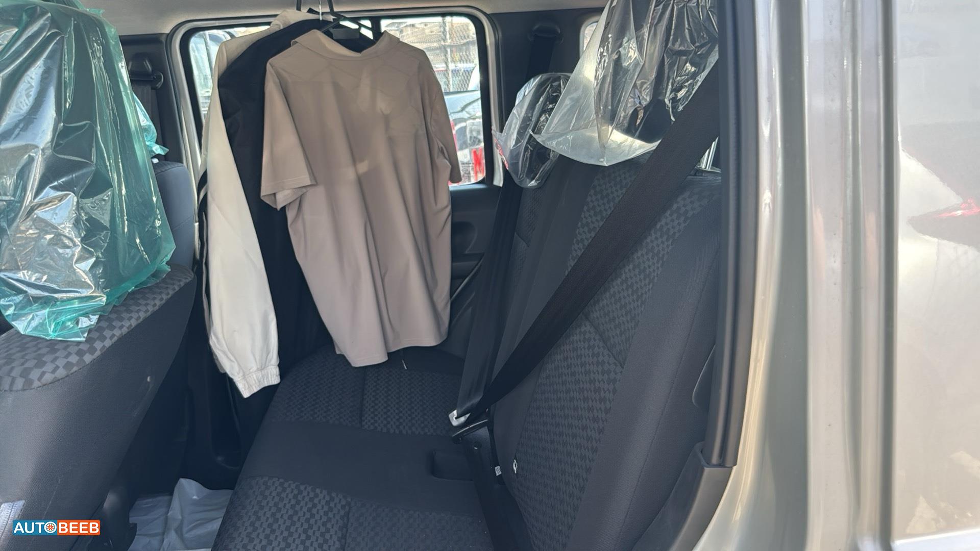Suzuki Jimny 2024